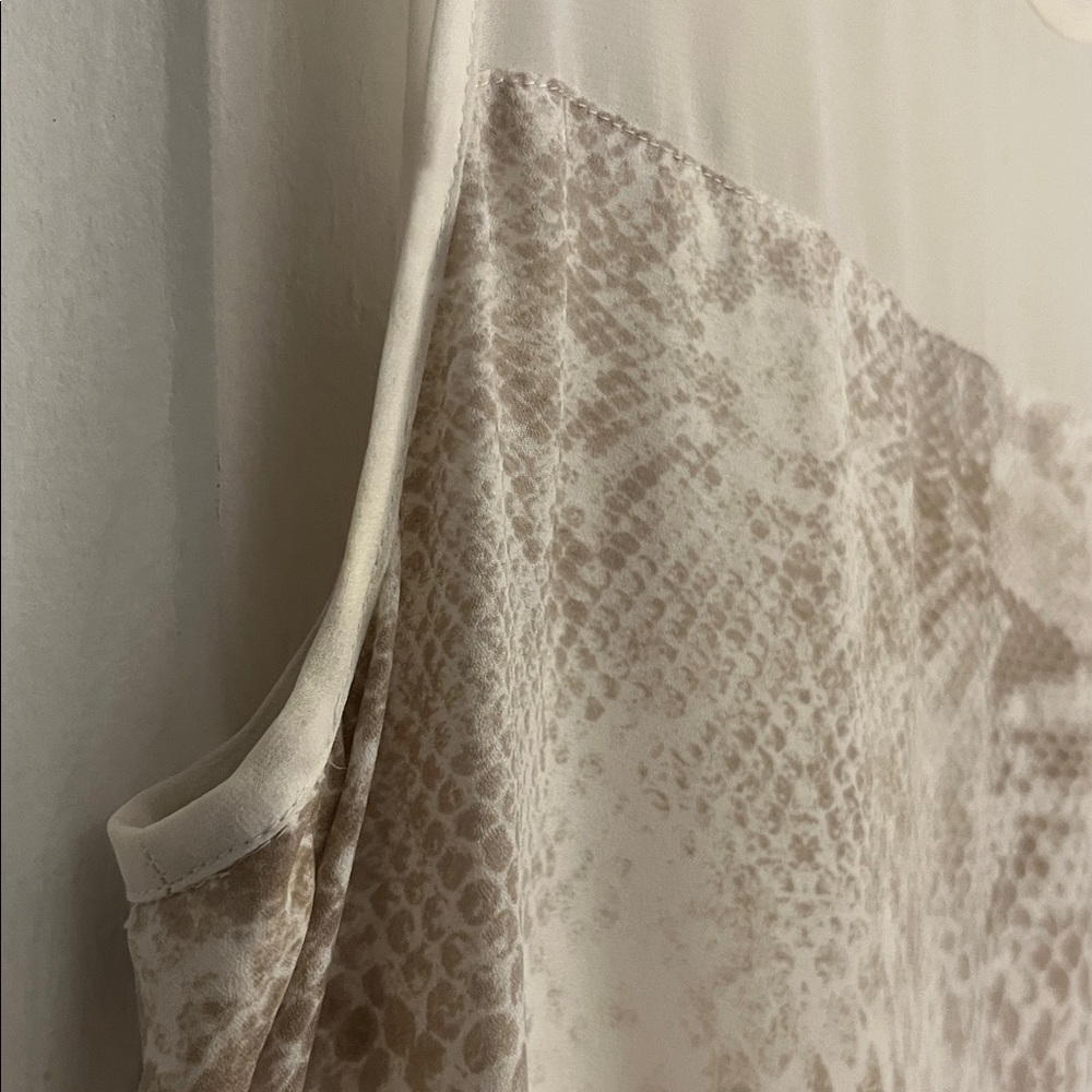 Sheer Snake Print Layered No Sleeves Top - Picture 7 of 8